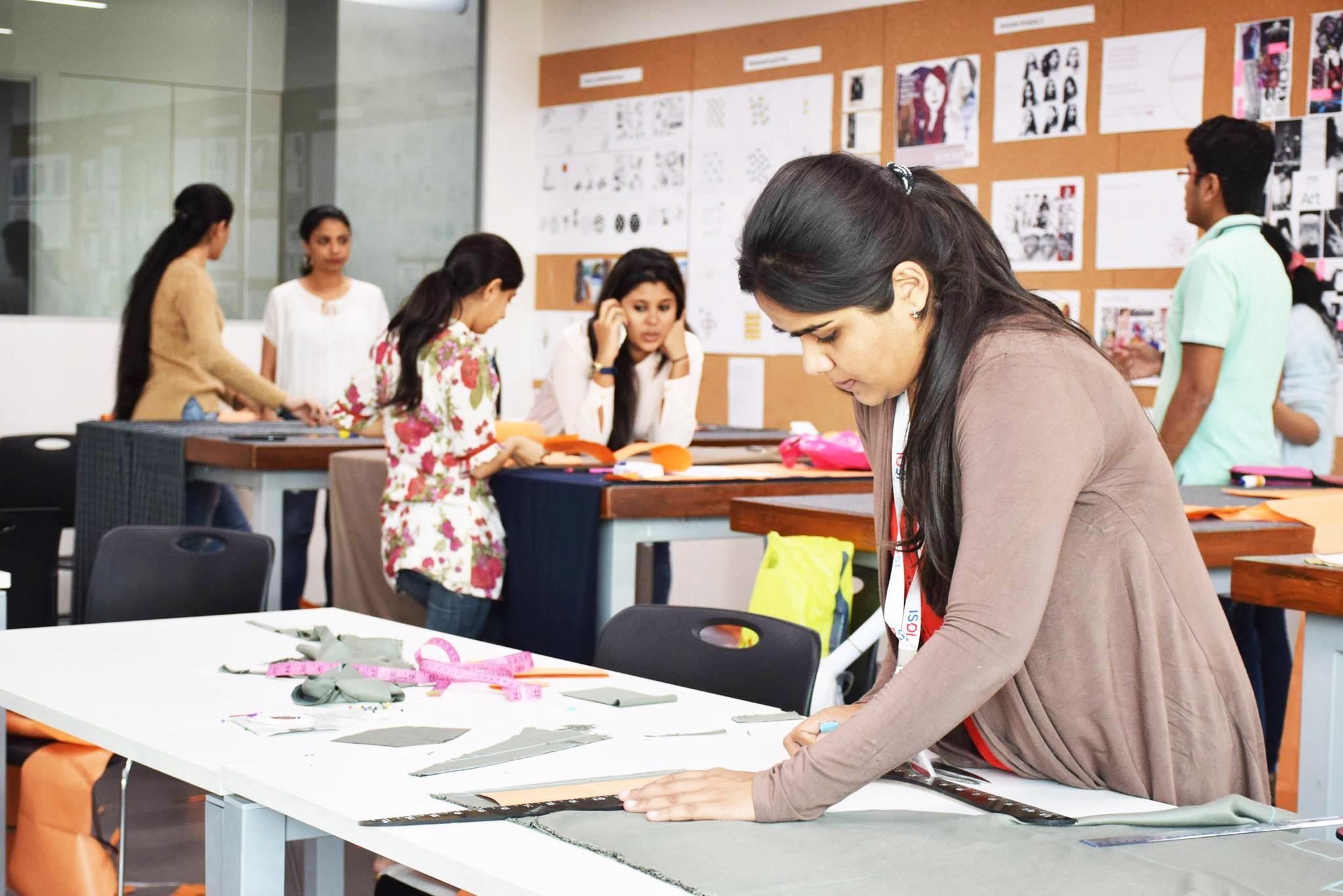 Best course in Fashion Designing